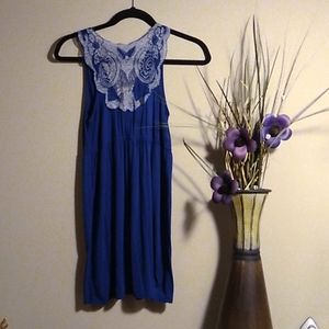 ☆ 21 womens shirt size small.